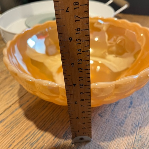 Fire King Bubble salad or fruits bowl color peach lustreware - Picture 5 of 9